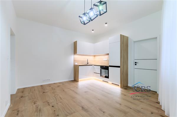 Byt 2+kk, Cihla, 37,1 m2, OV, Praha 4 - Nusle